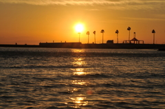 夕日に向かって
