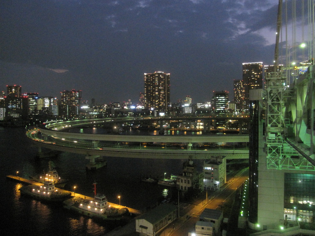 甲殻機動都市