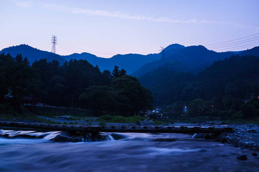 山の夕暮れ時