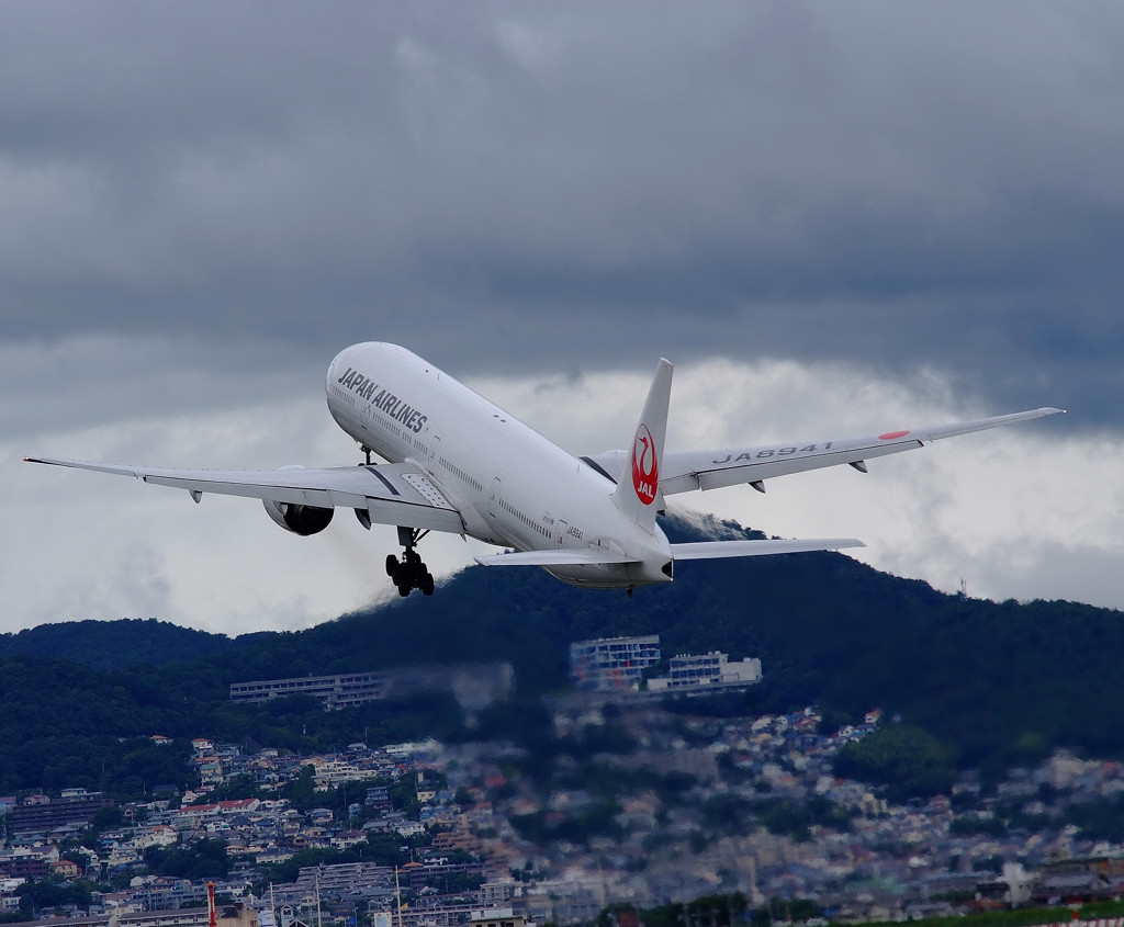 Boeing 777-300　Take OFF