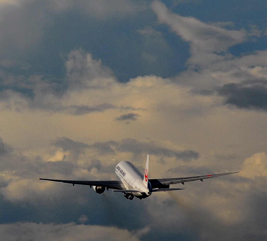 あの空の向こうへ。。