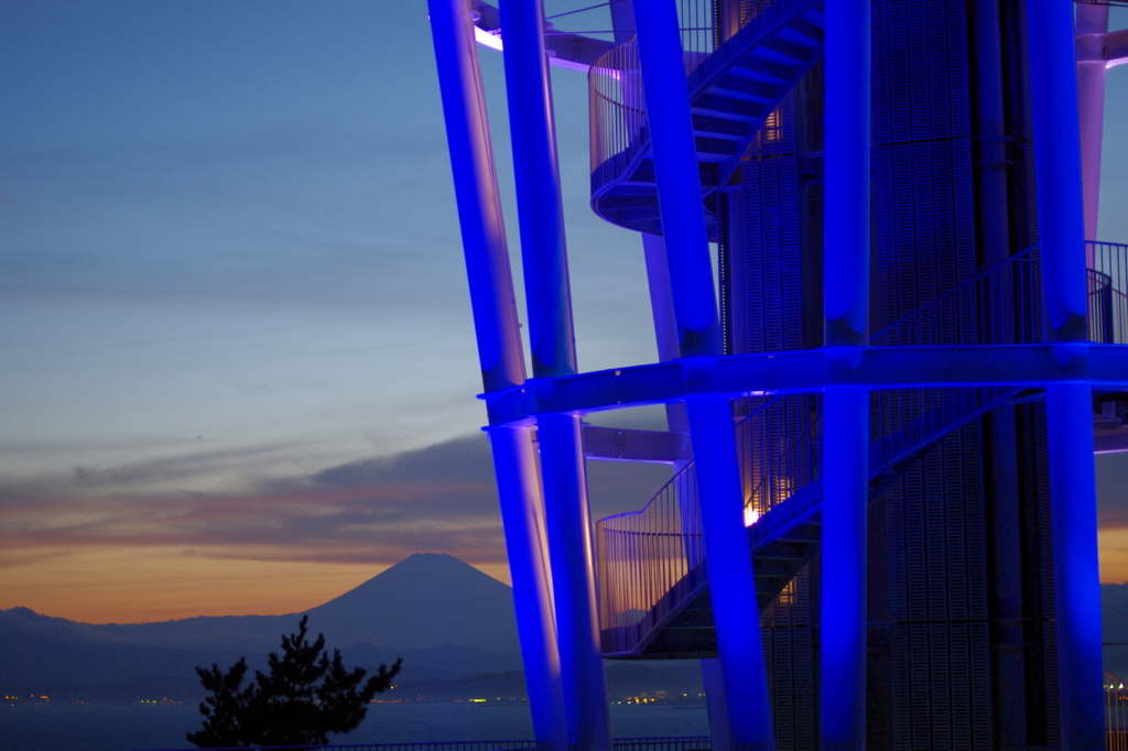 enosima lighthouse with Mt.Fuji