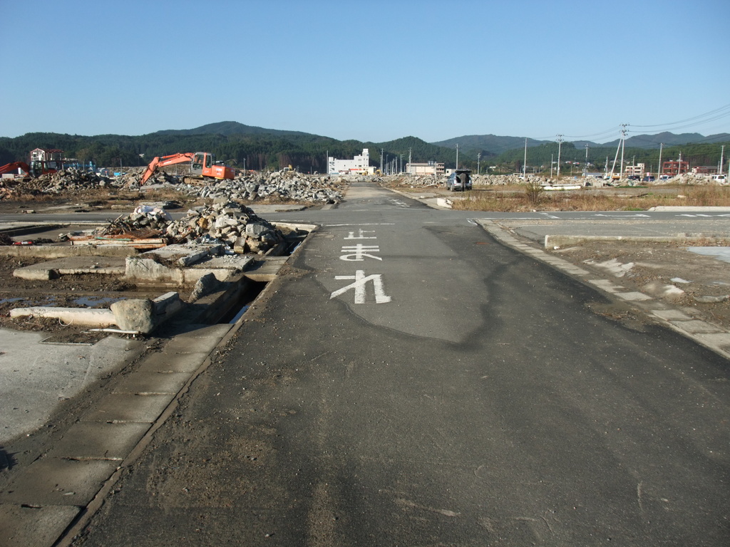 止まっている。