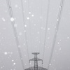 『up right』