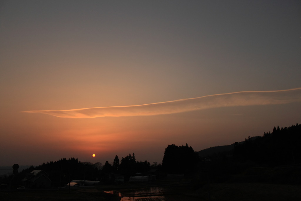 恐・雲