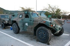 軍車