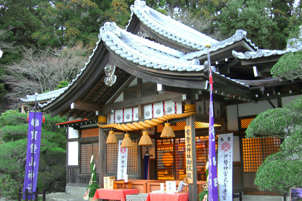 寶登山神社