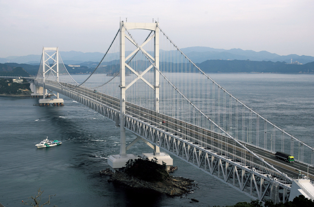 大鳴門橋全景