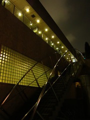 夜　階段