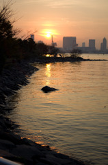 夕日と海