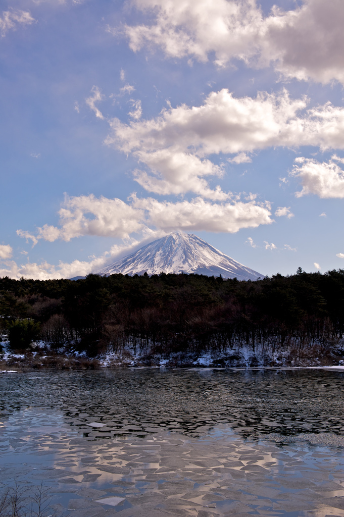 壊れた空