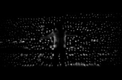 042。
