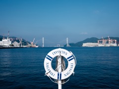 The breeze as before