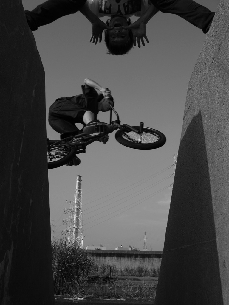 WALL RIDE