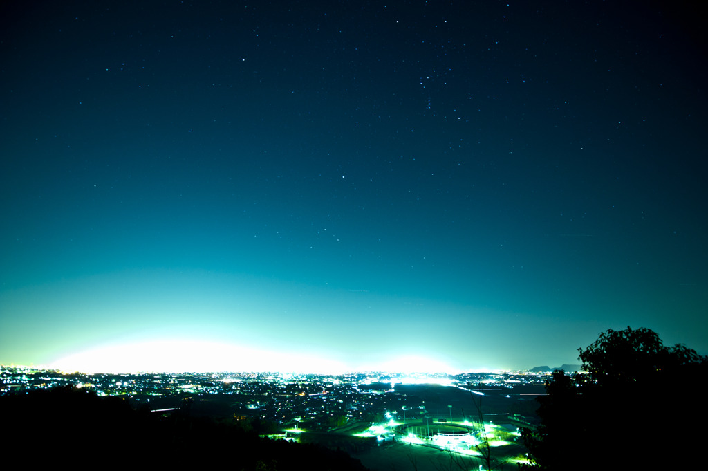 夜景と球場そして・・・