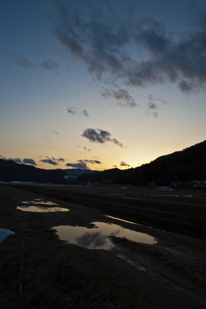 明日は天気になぁれ♪^^