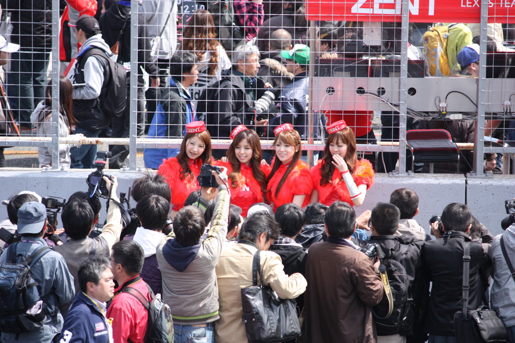 ZENT　レースクイーン