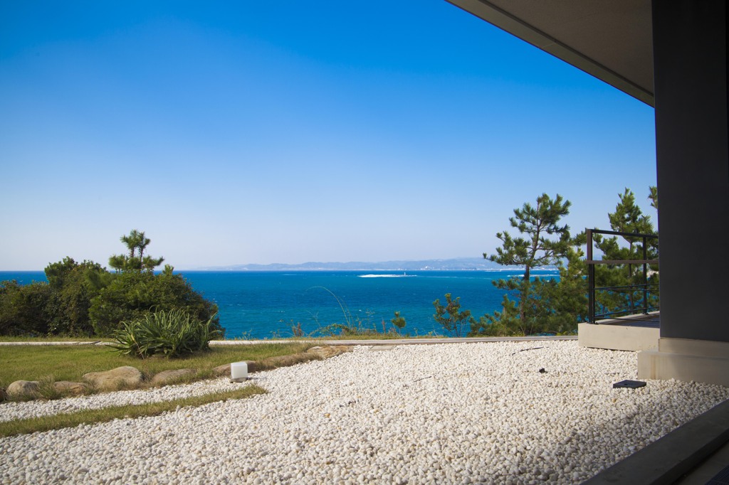 ホテルのテラスより臨む太平洋