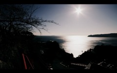 ある光と海