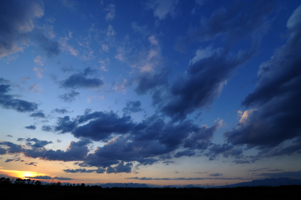 上州の夕空