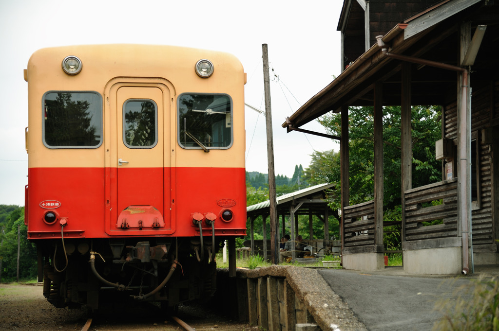 上総中野駅にて