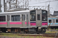 酒田駅を出発する羽越本線秋田行き普通列車２
