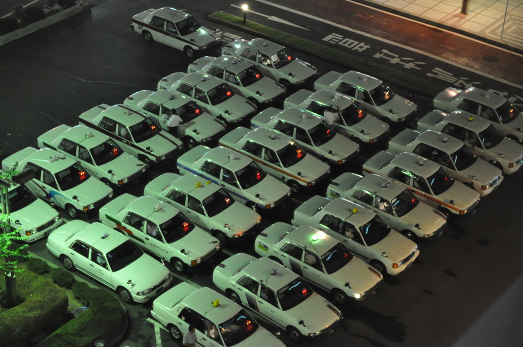 客待ちタクシー