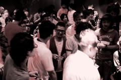24HOURS PARTY PEOPLE