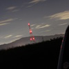 星と鉄塔と車