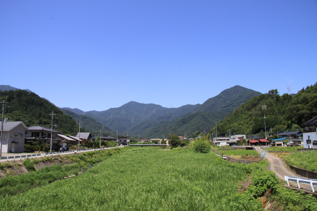 空のある風景　山梨・都留