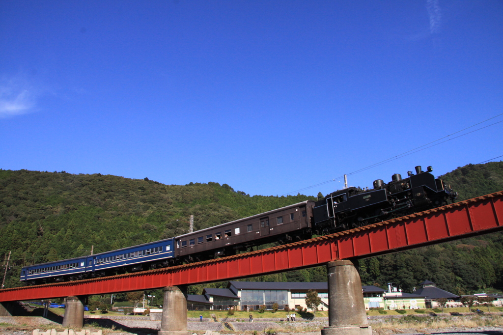 大井川　秋空とSL