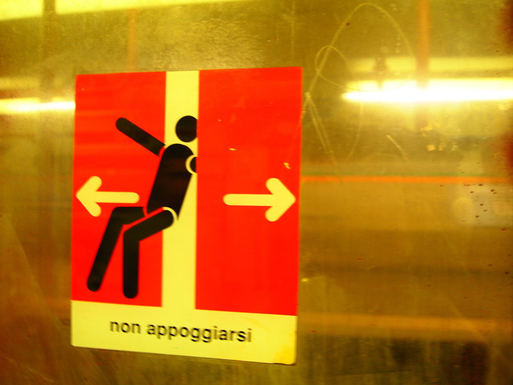 そんな挟まり方ってｗ