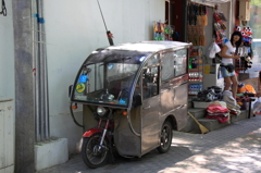 北京の胡同で見つけた三輪車