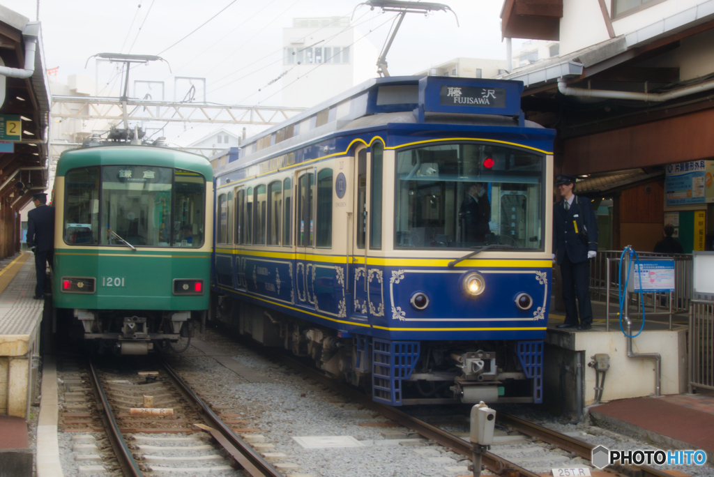 江ノ電駅にて
