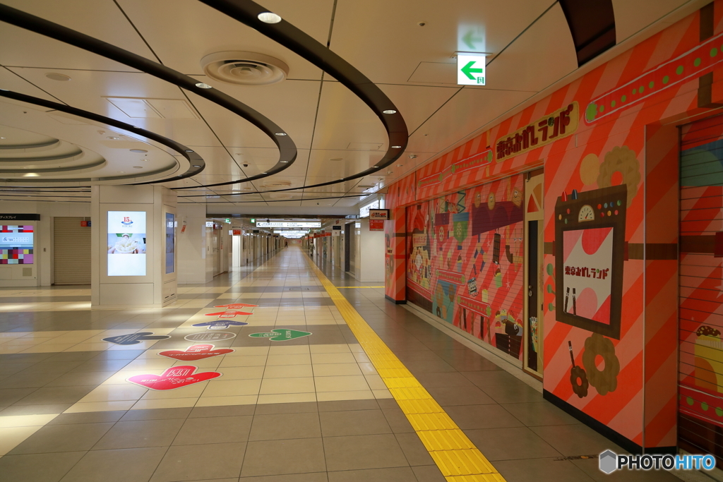 寂しい東京駅