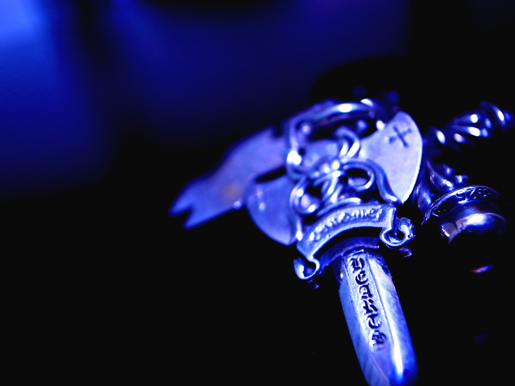 『CHROME HEARTS』