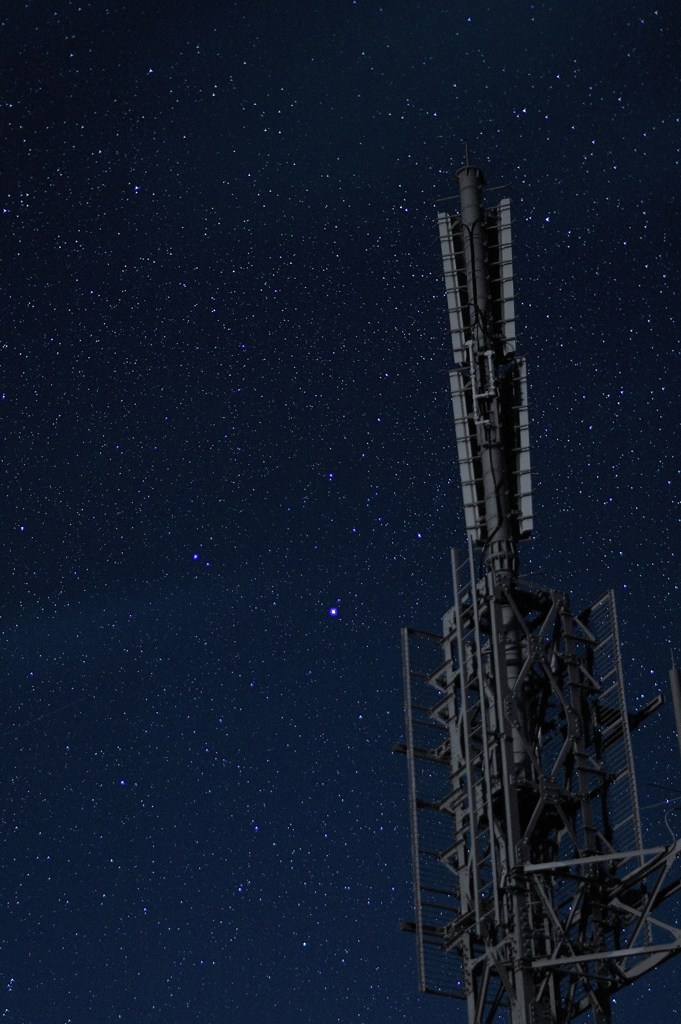 衛星から見た星空