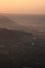 朝焼けの外輪山
