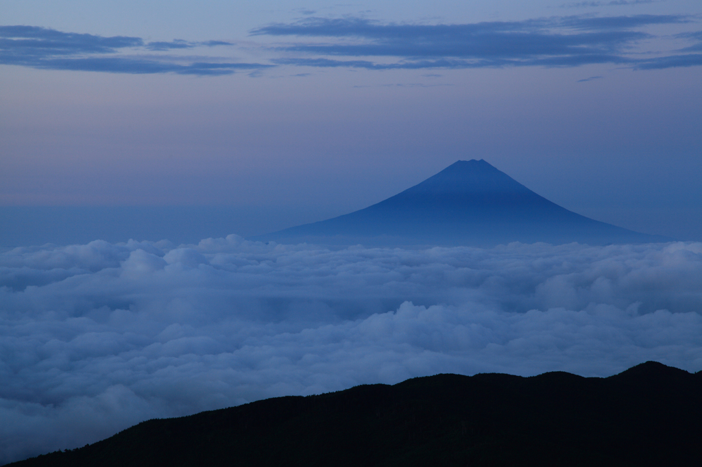 雲海の彼方