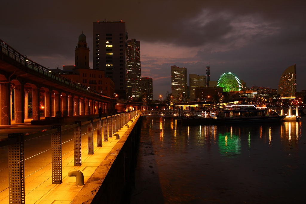 Night view of Yokohama