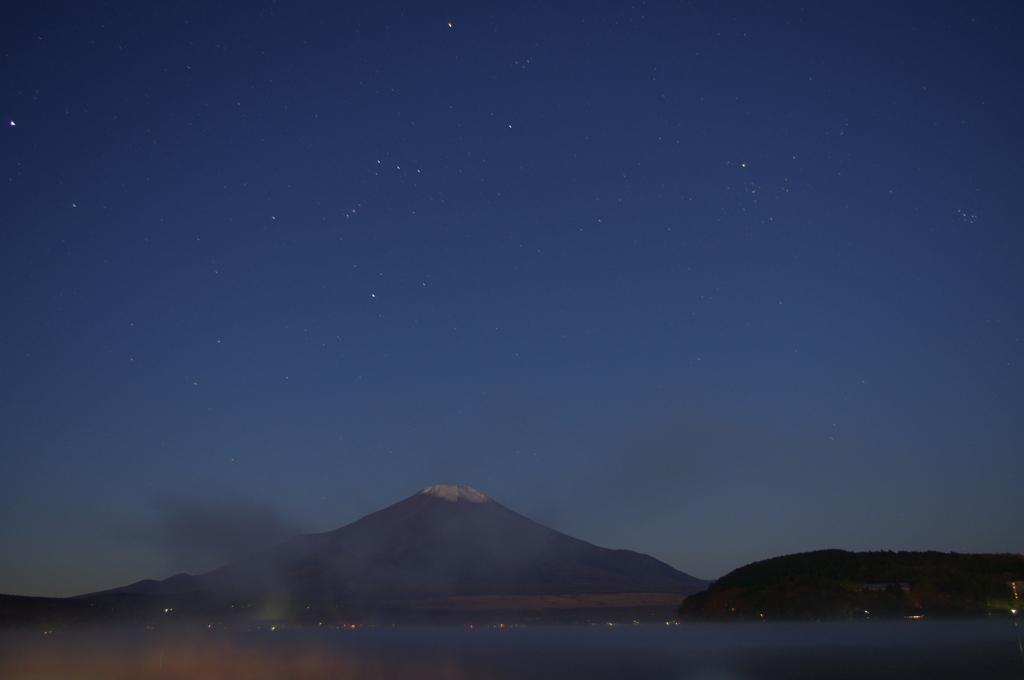 オリオン座と富士山