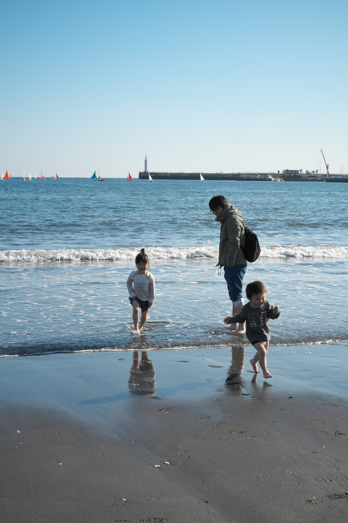 「小春日和の海」