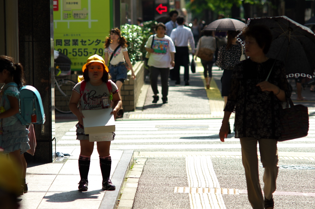 夏の日、街の人　#10