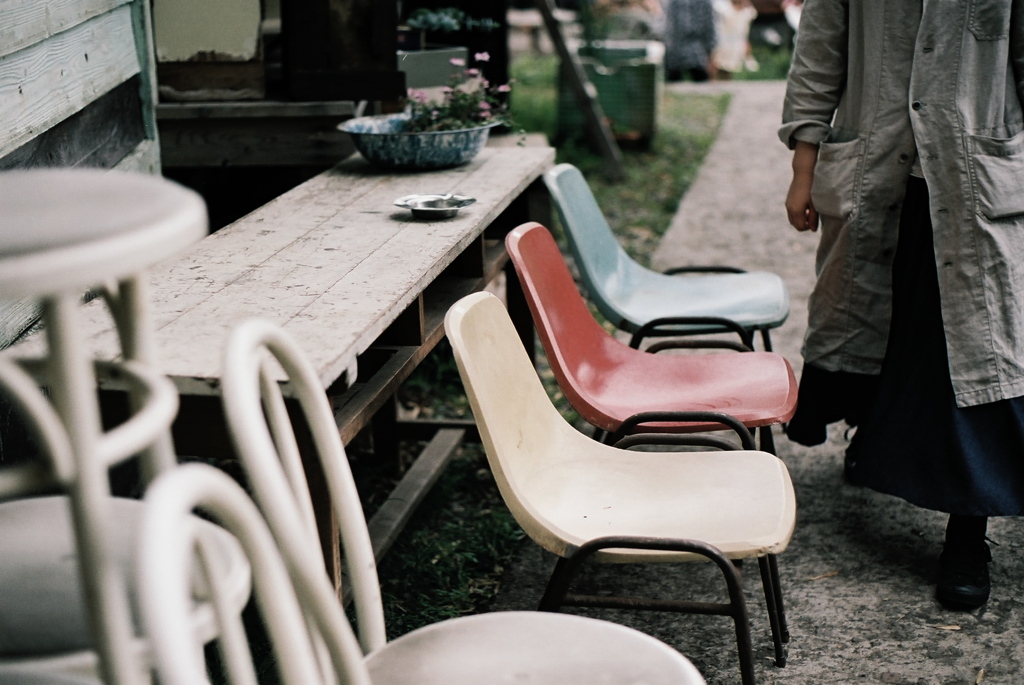 #4 [chair]