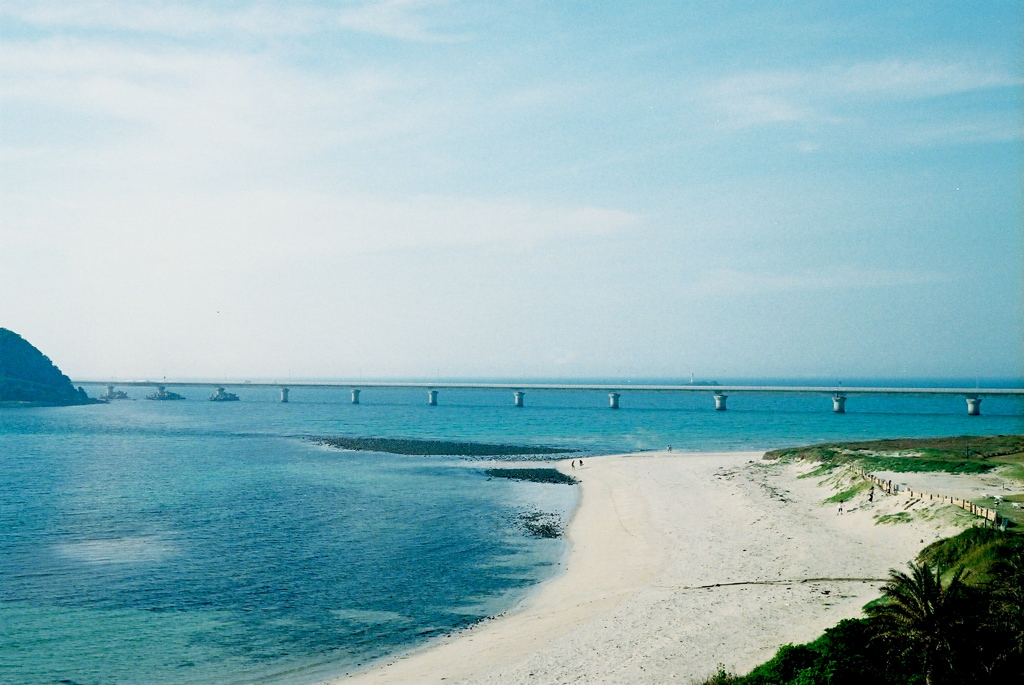 Donnant sur la mer