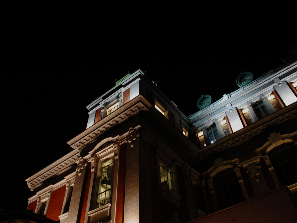 中央公会堂(光のルネサンス)