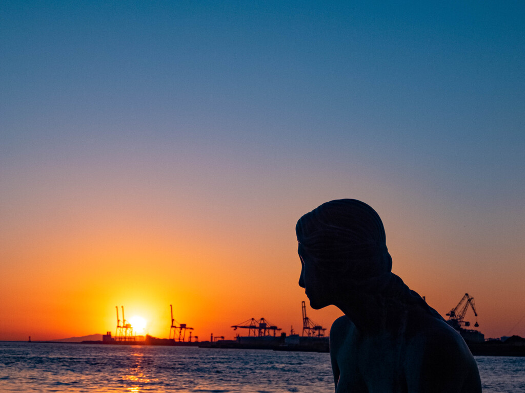 大阪港にて