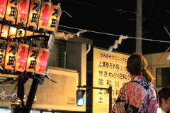 御神輿 × 後ろ姿
