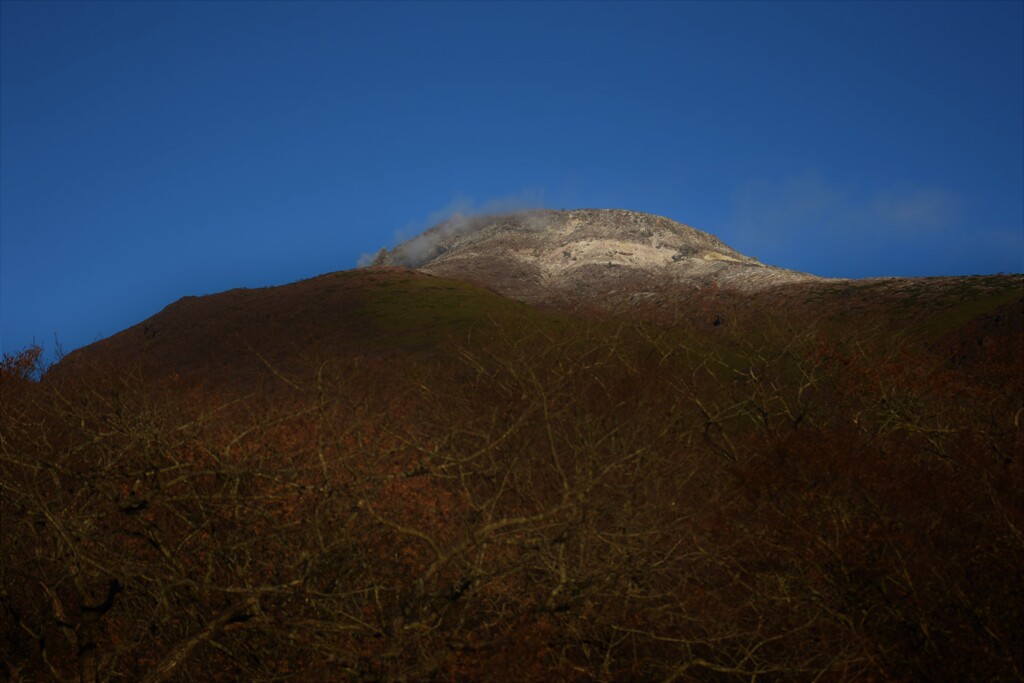 朝の茶臼岳
