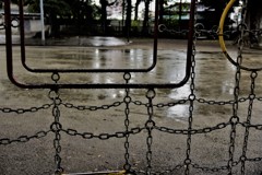 公園の雨